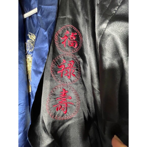 Men's Robe Kimono Reversible Embroidered Dragon Asian  Black & Blue No Belt - Picture 8 of 16